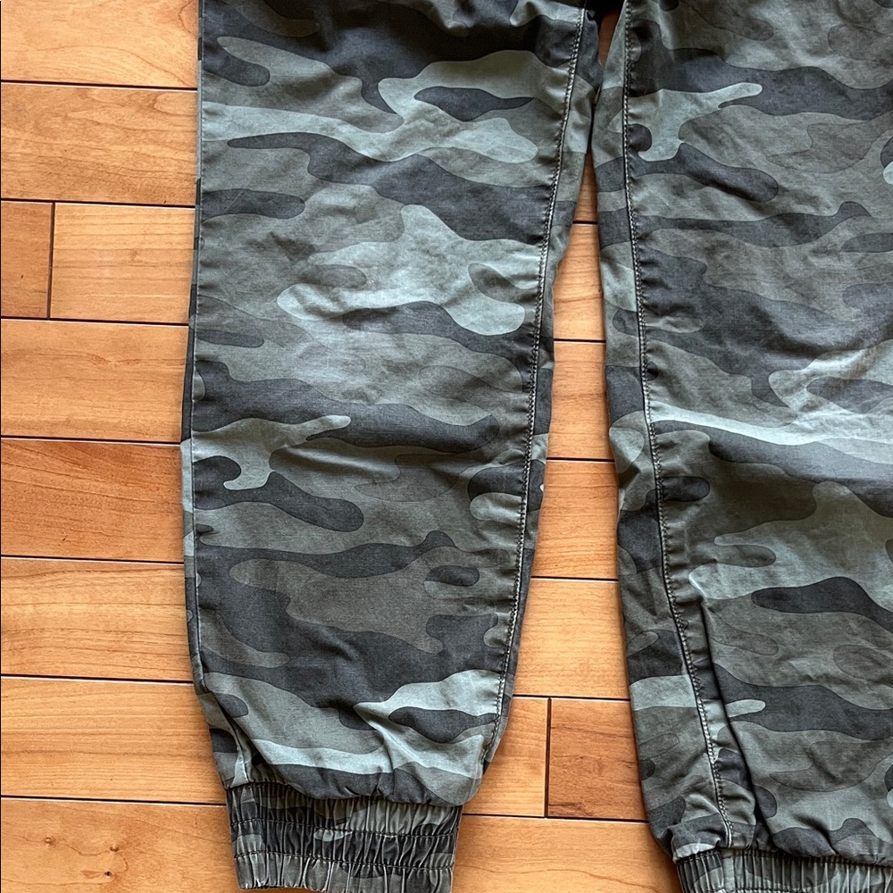 Carter’s Camo lined Jogger Pants - Olive Green 8
